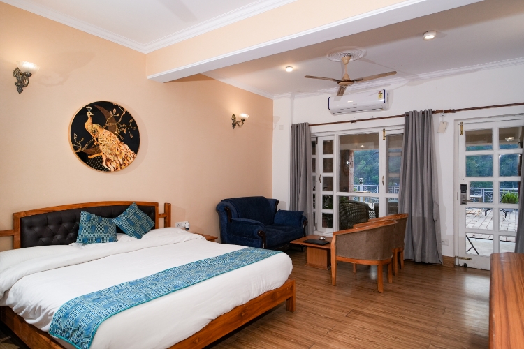 Neelesh Inn